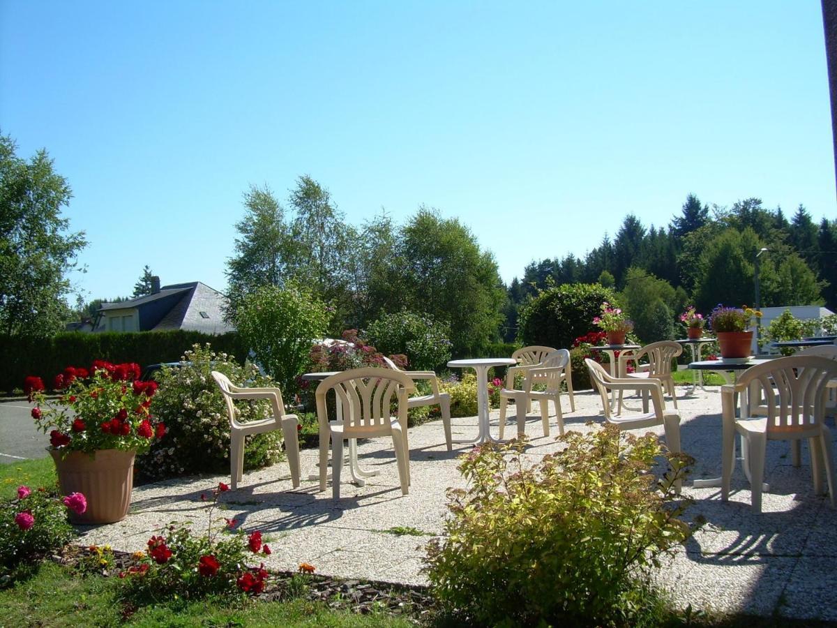 Hotel Le Chavanon Merlines Eksteriør billede